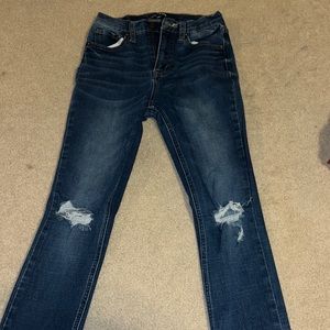Aeropostale Blue Jeans with small tips at the knees